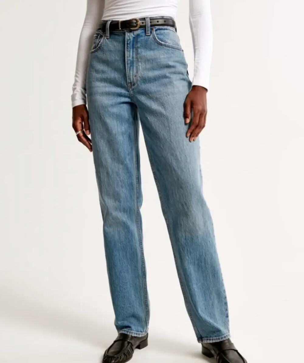 ABERCROMBIE The 90s Straight Ultra High Rise Jeans 26 Short